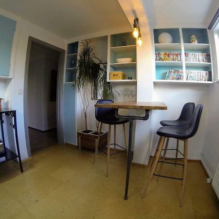 Skjolbraut - Cozy Apartment - Central Location - Free Parking - Close To A Public Swimming Pool And Sky Lagoon Рейкявик Екстериор снимка