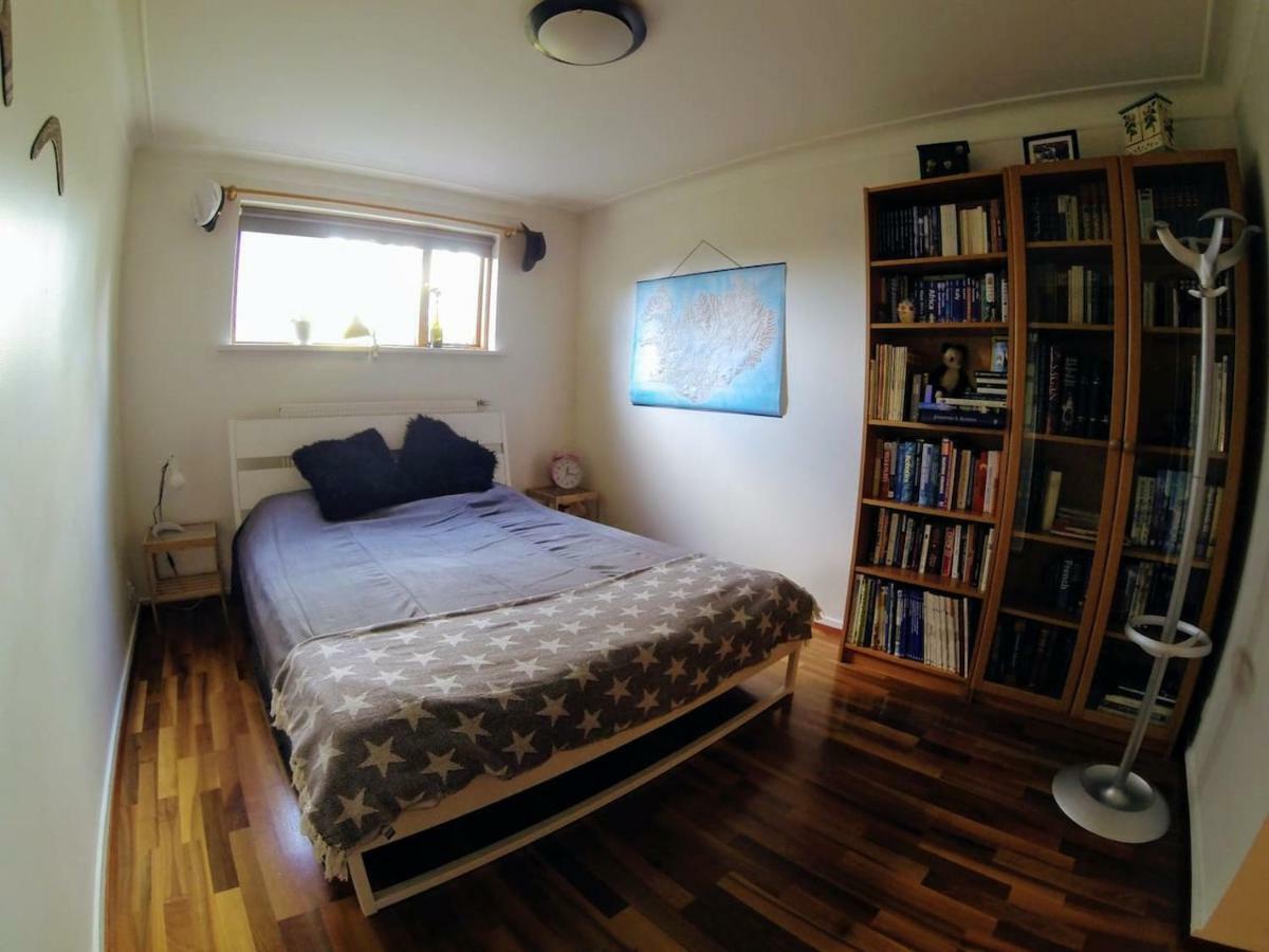 Skjolbraut - Cozy Apartment - Central Location - Free Parking - Close To A Public Swimming Pool And Sky Lagoon Рейкявик Екстериор снимка
